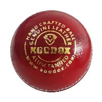 KOODOX Leather Cricket Ball - Club (4 Part Ball, Pack of 1)